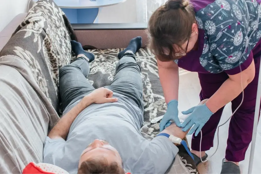 Срочный вывод из запоя в Судаке: быстро, недорого